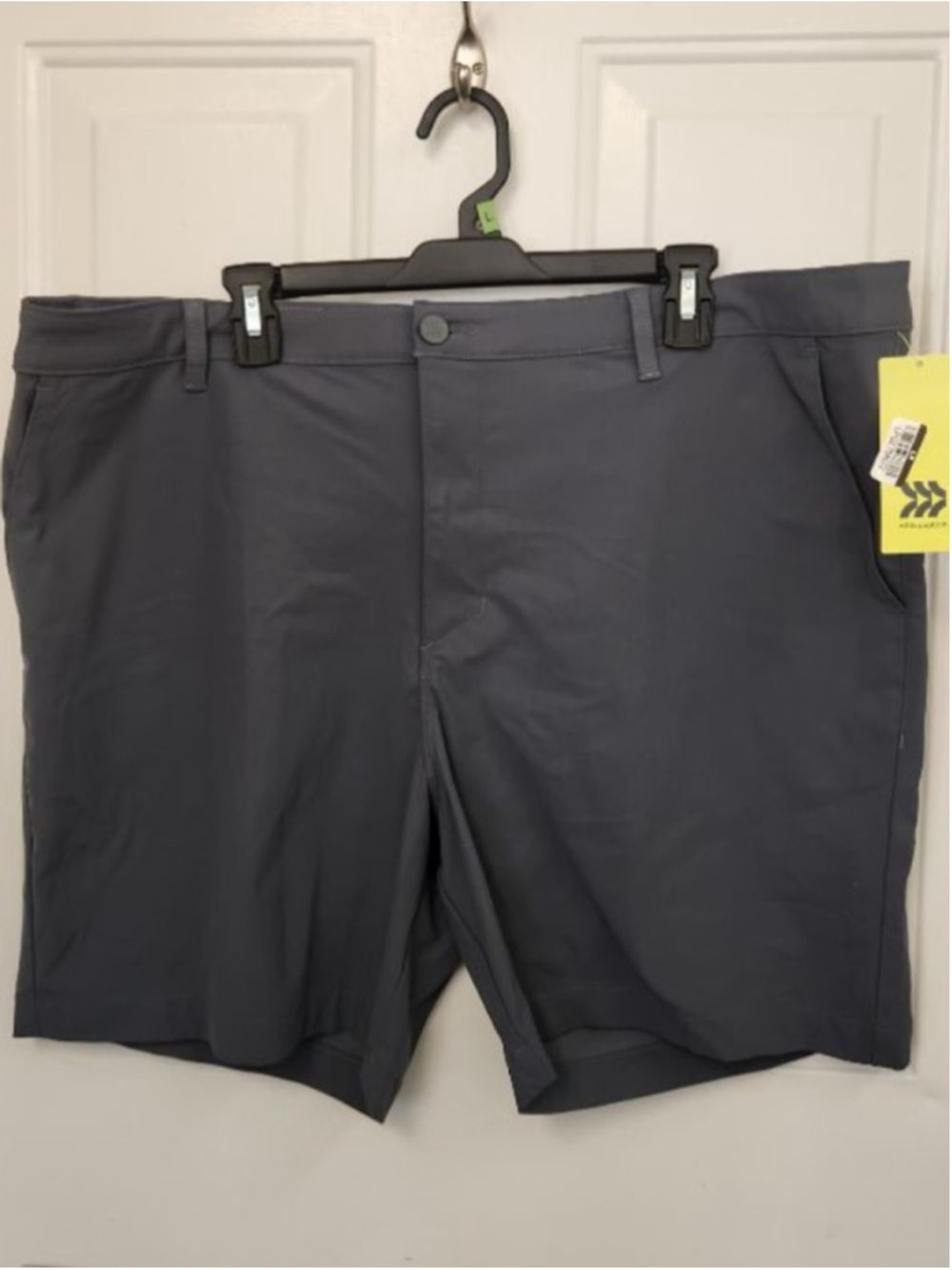 All in Motion Dark Grey Flat Front Shorts Waist 44